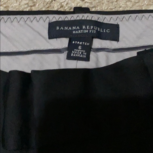 Banana Republic women’s shorts - Picture 3 of 3
